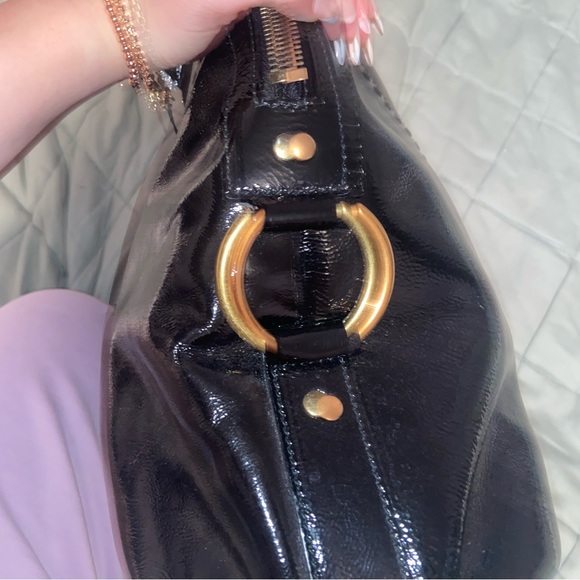 YSL Muse Enamel Patent Handbag - Picture 9 of 16